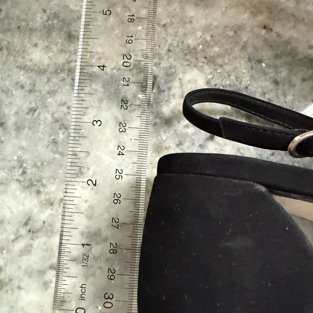Real Suede Steve Madden Black Two-Tone Pointed Slingback Pumps - Picture 6 of 7
